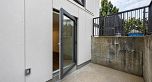 1 2528 E Broadway