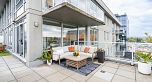 804 919 Station Street