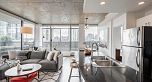804 919 Station Street