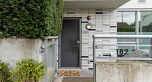 182 E 17th Avenue