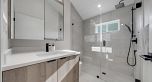 2558 William Street
