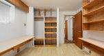 4561 Manor Street