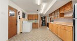 4561 Manor Street