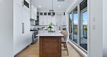 4990 Sherbrooke Street