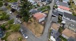4561 Manor Street