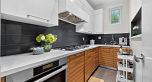 4350 Locarno Crescent