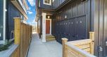 1 550 Kaslo Street
