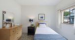 2546 Napier Street