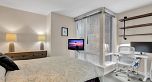 502 233 Robson Street