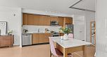 715 221 Union Street