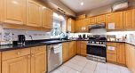3207 Vimy Crescent