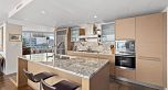 3302 1111 Alberni Street