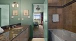501 1099 Marinaside Crescent