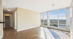 2505 455 Beach Crescent