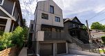 1 60 E 17th Avenue