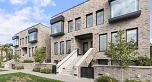 102 157 W King Edward