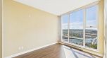 2505 455 Beach Crescent