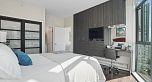 1306 1383 Howe Street