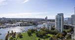 2505 455 Beach Crescent