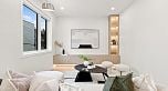 3 646 E 23rd Avenue