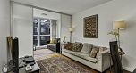 661 2080 W Broadway
