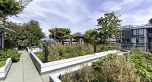 661 2080 W Broadway