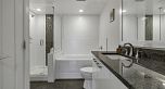 661 2080 W Broadway