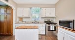 81 E 19th Avenue