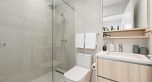 885 W 33rd Avenue