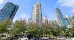 2002 1408 Strathmore Mews