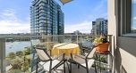 2002 1408 Strathmore Mews
