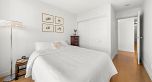 2002 1408 Strathmore Mews