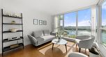 2002 1408 Strathmore Mews