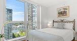 2002 1408 Strathmore Mews