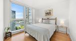 2002 1408 Strathmore Mews