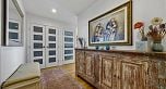 803 455 Beach Crescent