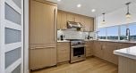 803 455 Beach Crescent