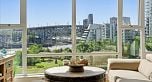 803 455 Beach Crescent