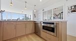 803 455 Beach Crescent