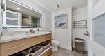 803 455 Beach Crescent