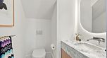 279 E 18th Avenue