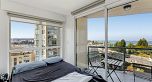 1401 907 Beach Avenue