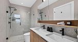 2 58 E 40th Avenue