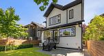 2 683 W 19th Avenue