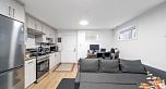 1 2749 E 54th Avenue