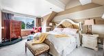 4396 Locarno Crescent