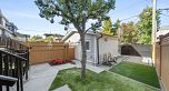 1 2749 E 54th Avenue