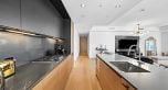 5602 1289 Hornby Street