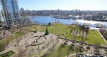 1606 583 Beach Crescent