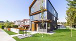 1 2995 Adanac Street